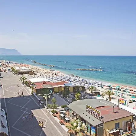 Bianchi Hotel&residence 3*